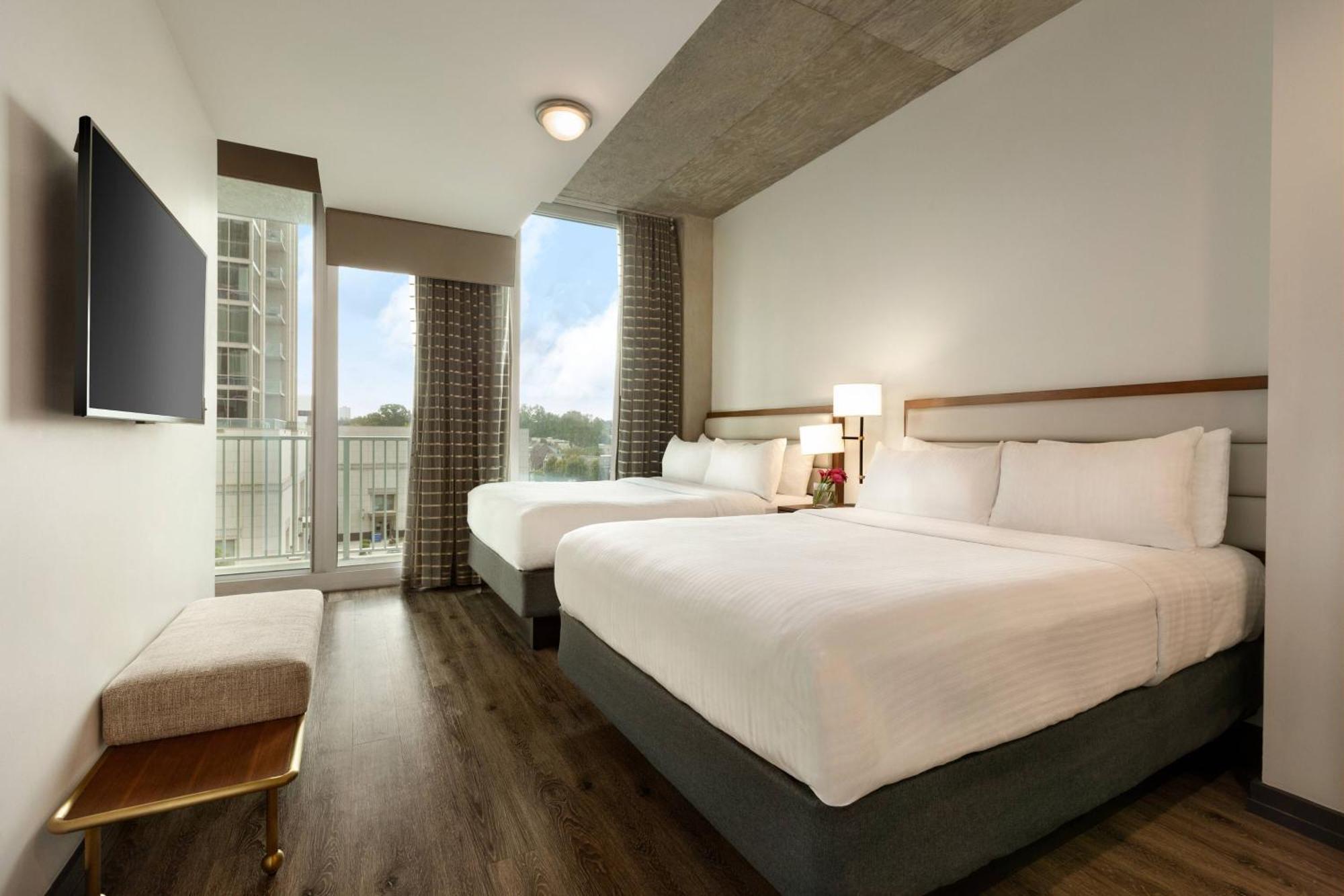 Twelve Midtown, Autograph Collection Hotel 4*