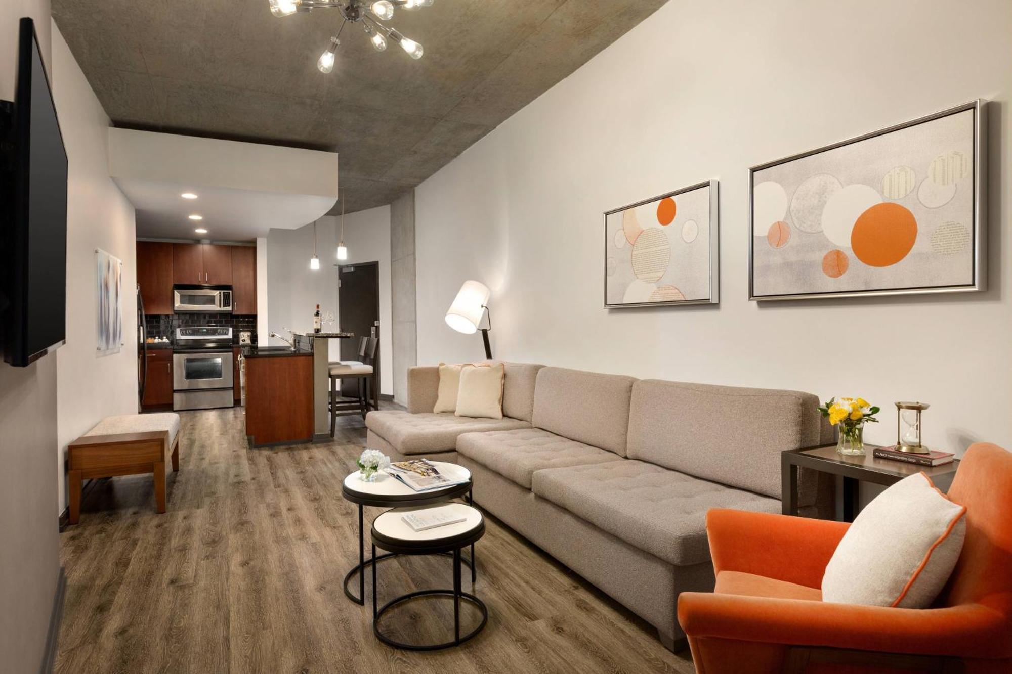 Twelve Midtown, Autograph Collection Hotel