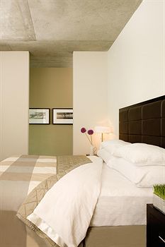 Hotel Twelve Midtown, Autograph Collection