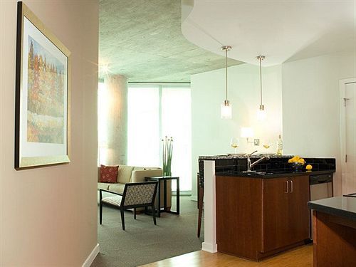 Hotel Twelve Midtown, Autograph Collection